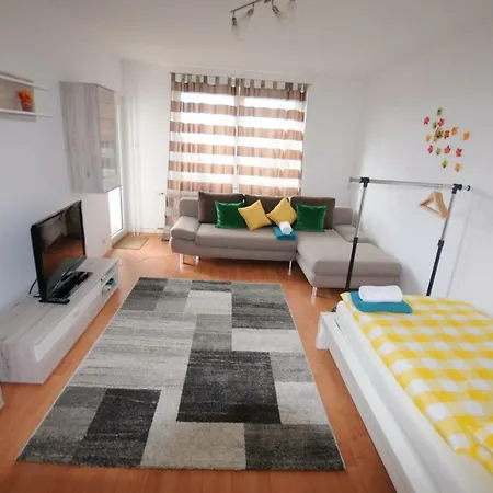 Agt Messe Homestay *